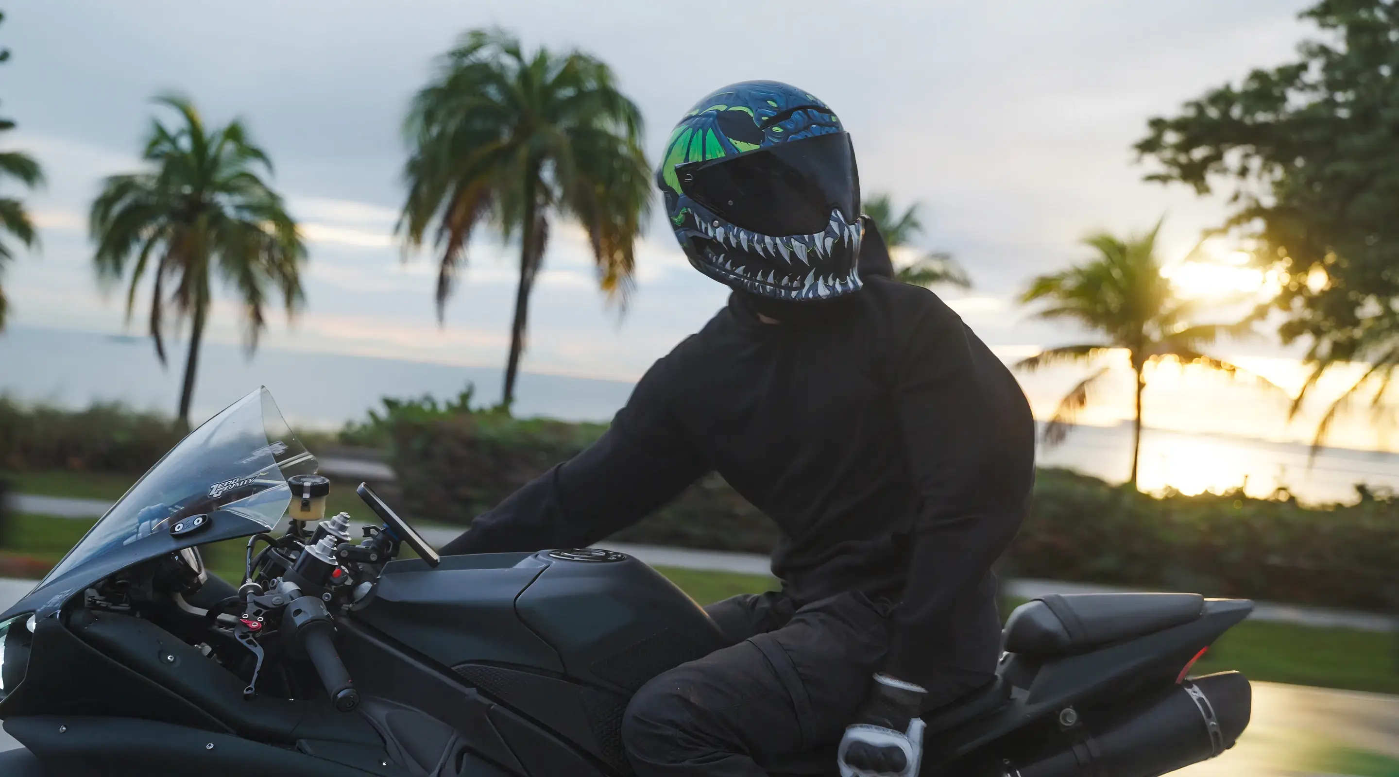 Ruroc | Motorcycle Gear & Accessories | Protection Re-Engineered