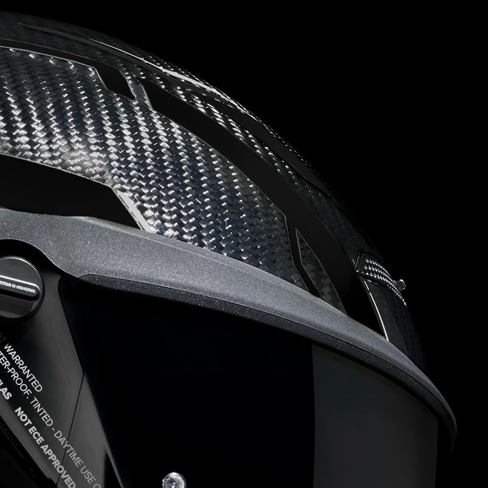 AT4.0 Track Core Carbon | Full Face Bluetooth Motorcycle Helmet | Ruroc