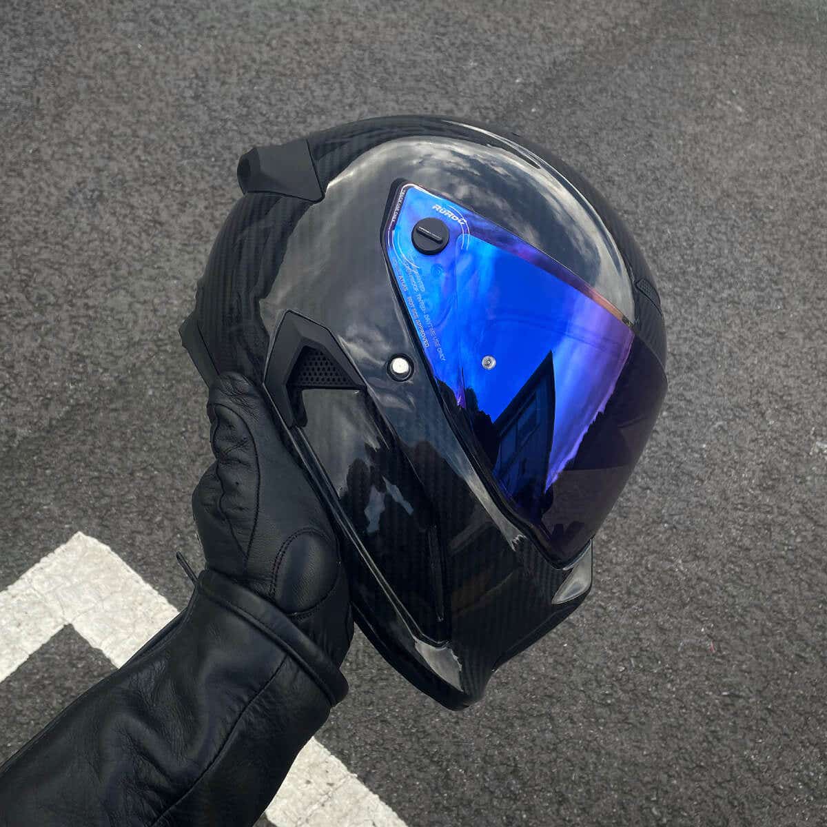 Atlas 3.0 Helmet - Liquid Carbon