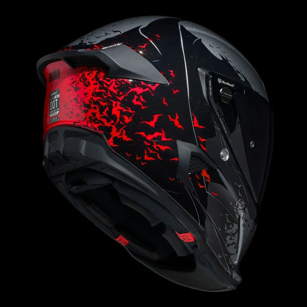 AT4.0 Carbon The Batman helmet - rear three-quarter right view