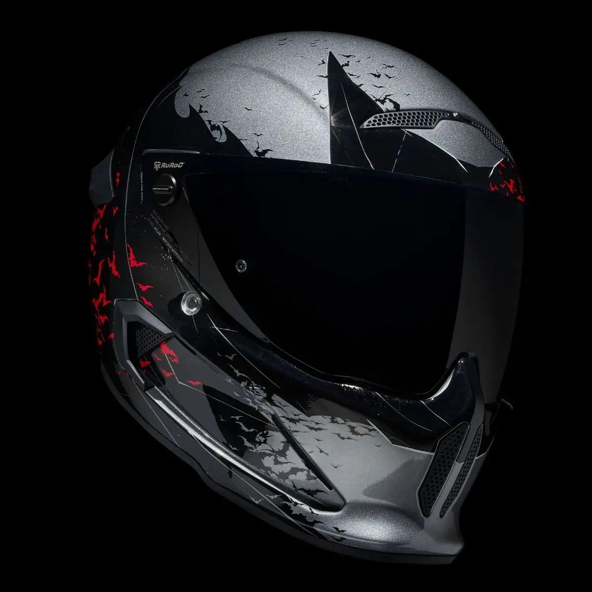 AT4.0 Carbon The Batman helmet with dark tinted visor