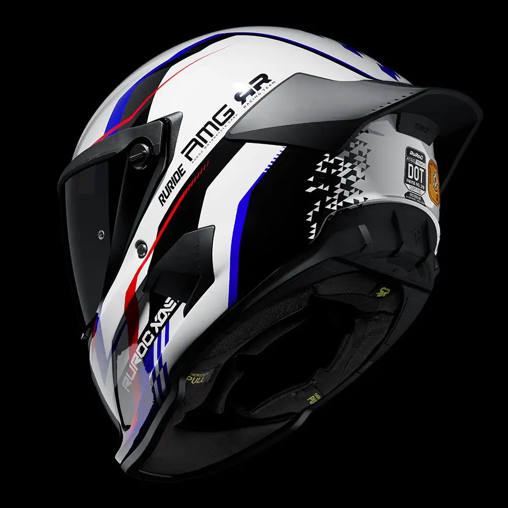 AT4.0 Track Blitz helmet - rear three-quarter left view