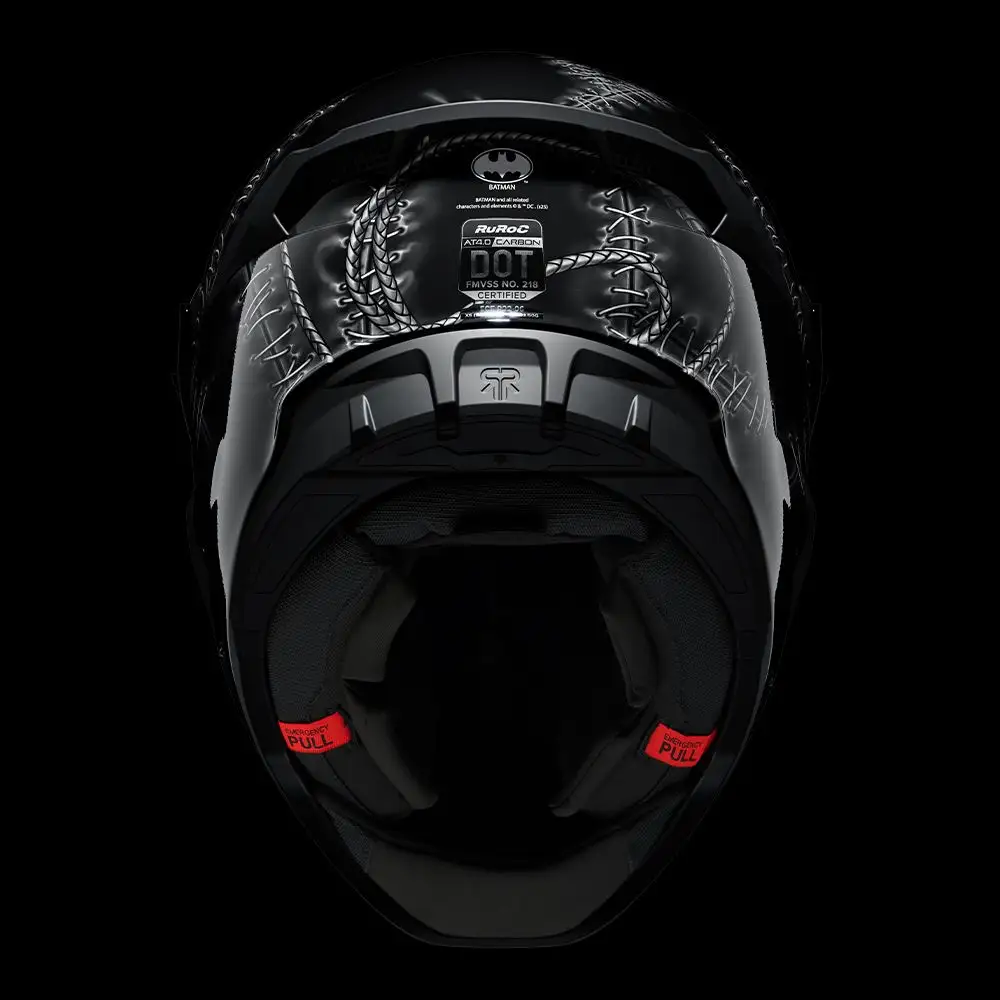 AT4.0 Carbon Catwoman helmet - rear view