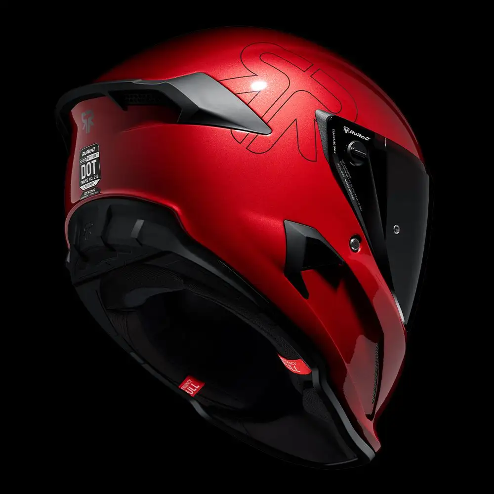 AT4.0 Street Empora helmet - rear three-quarter right view