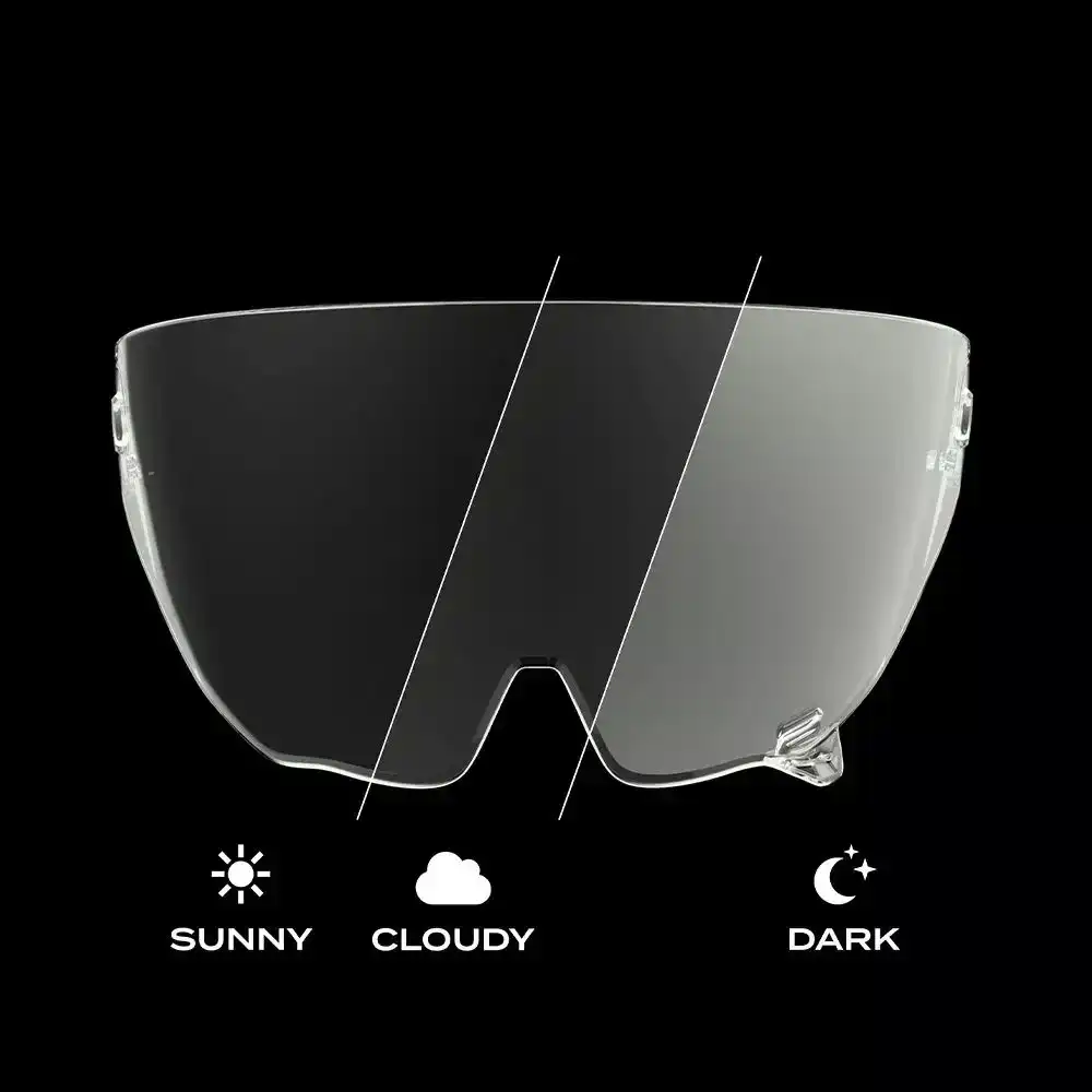 AT4 Photochromic Visor on AT4 Helmet