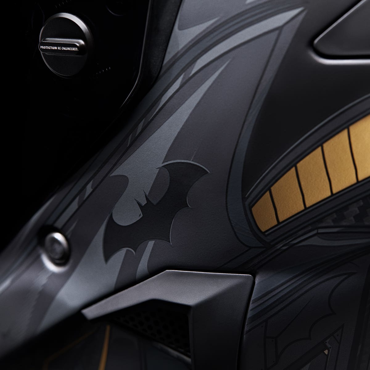 Ruroc | Atlas 3.0 Batman | Full Face Motorcycle Helmet | Protection  Re-Engineered