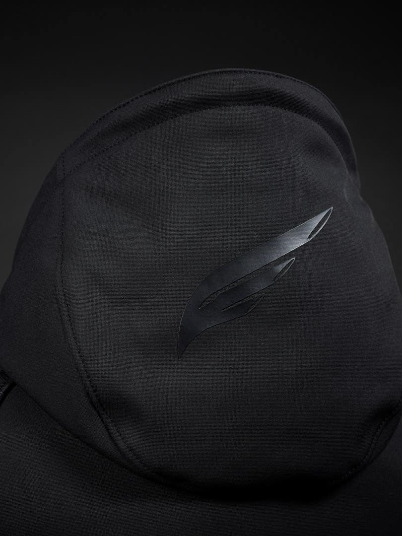 Flat-laying Hood