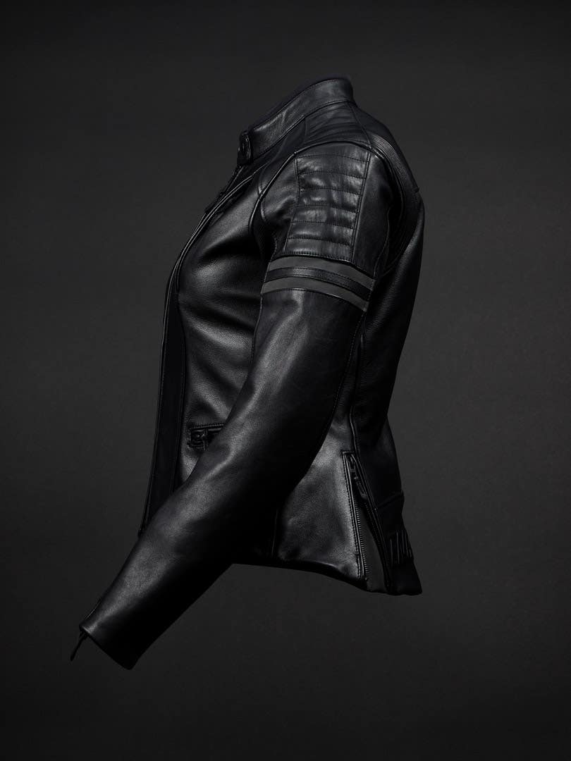 Revolver Black
