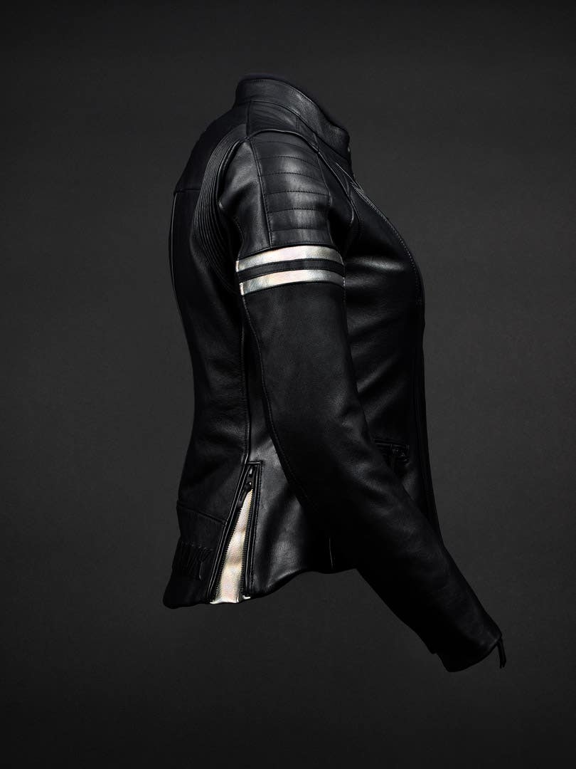 Revolver Black