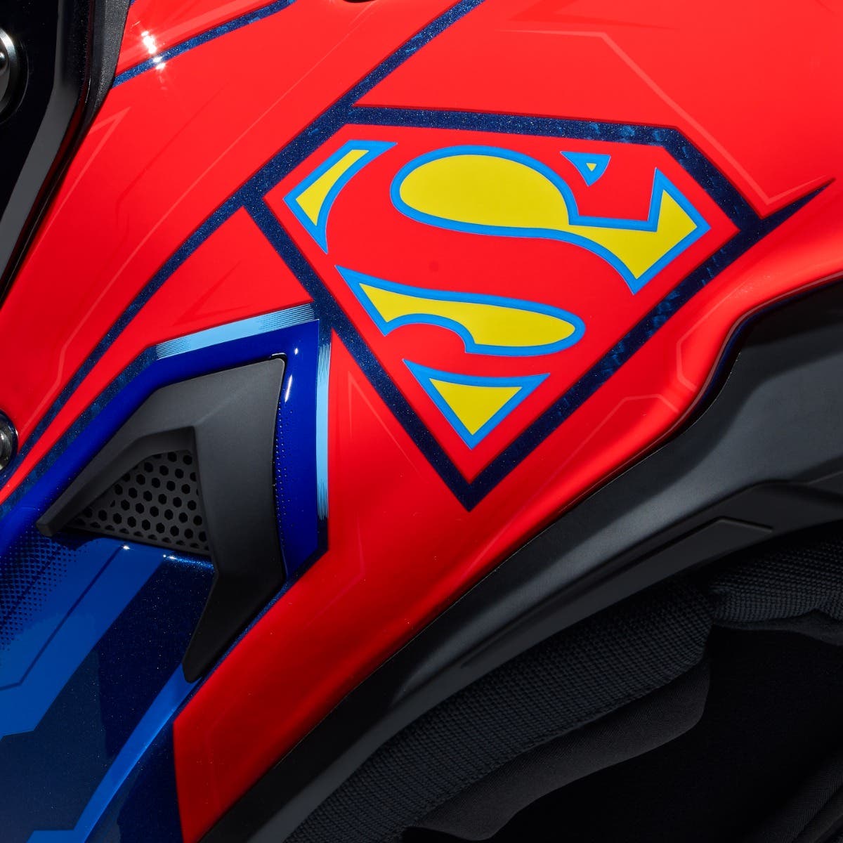 ATLAS 4.0 Superman - Motorcycle Helmet - Ruroc